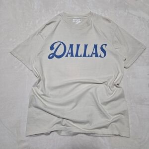 Ascot + Hart "Dallas" Graphic Tee - Size Large